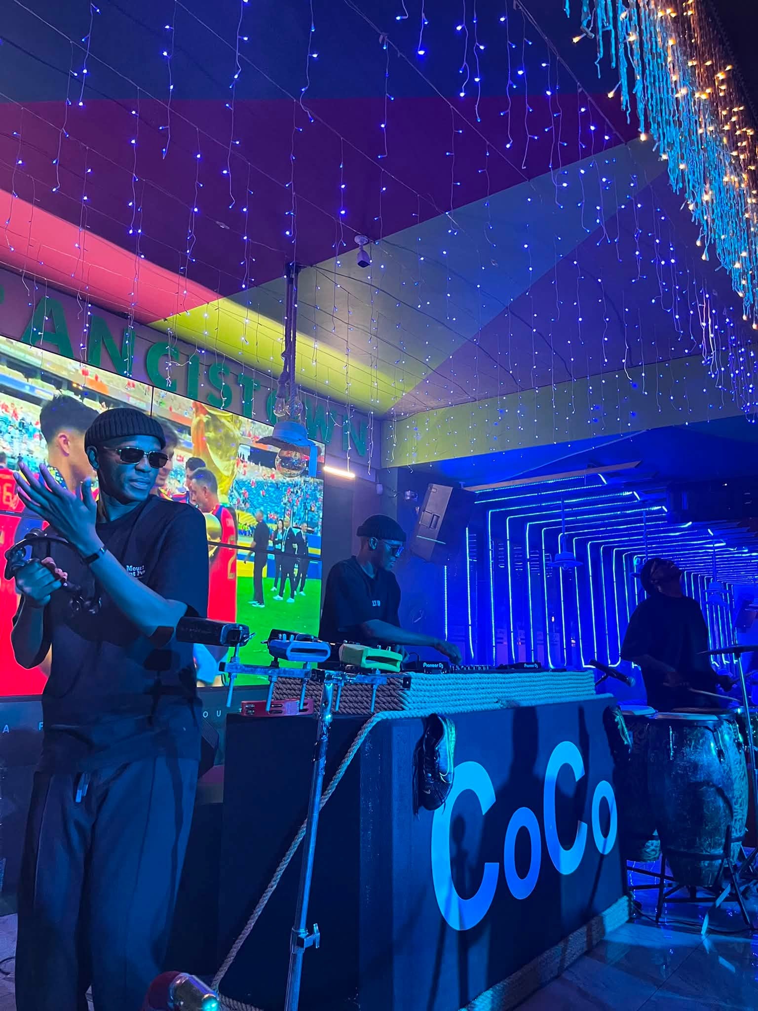 CoCo live percussion trio with tambourine and congas